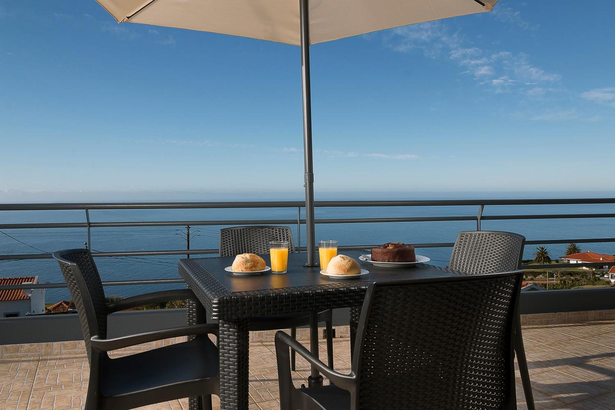 Welcome Home, With A Fantastic View, Sunrise & Sunsets Estreito Da Calheta Экстерьер фото